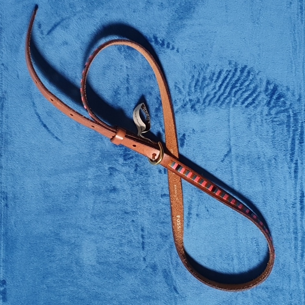 Embroidered leather skinny belt, Fossil, size M